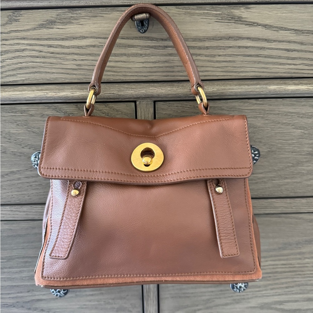 Yves Saint Laurent Small Muse Leather Shoulder Bag